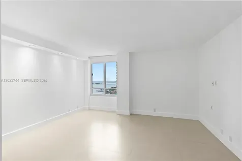 1541 Brickell Avenue Miami FL 33129