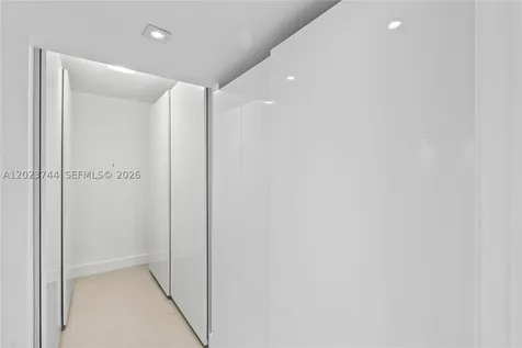 1541 Brickell Avenue Miami FL 33129