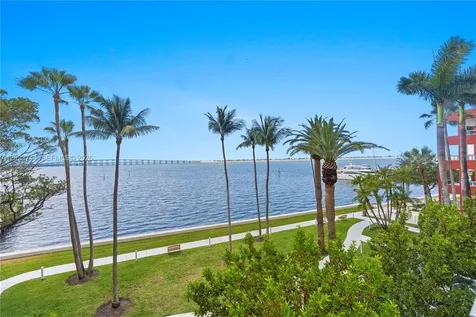 1541 Brickell Avenue Miami FL 33129