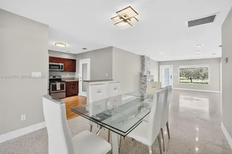 709 NW 9th Court Hallandale Beach FL 33009