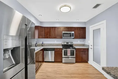 709 NW 9th Court Hallandale Beach FL 33009