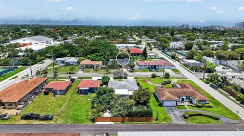 709 NW 9th Court Hallandale Beach FL 33009