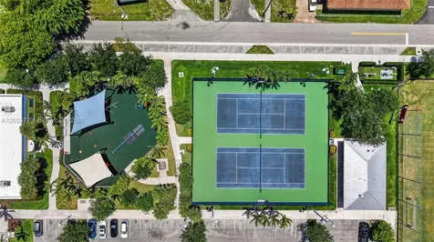 709 NW 9th Court Hallandale Beach FL 33009