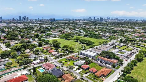 709 NW 9th Court Hallandale Beach FL 33009