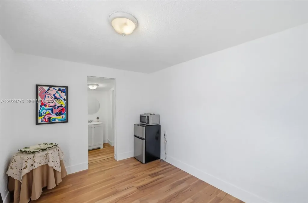 2780 NW 25th Street Fort Lauderdale FL 33311