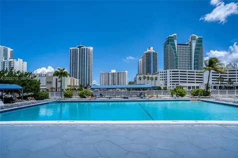 600 SW Parkview Drive Hallandale Beach FL 33009
