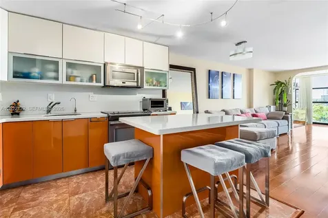 600 SW Parkview Drive Hallandale Beach FL 33009