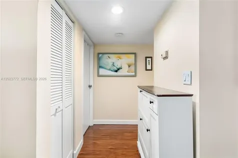 600 SW Parkview Drive Hallandale Beach FL 33009