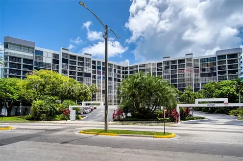 600 SW Parkview Drive Hallandale Beach FL 33009