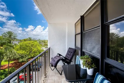 600 SW Parkview Drive Hallandale Beach FL 33009
