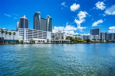 600 SW Parkview Drive Hallandale Beach FL 33009