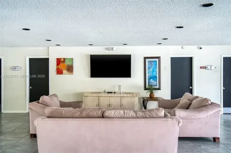 600 SW Parkview Drive Hallandale Beach FL 33009