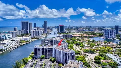 600 SW Parkview Drive Hallandale Beach FL 33009