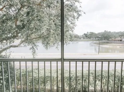 10245 Via Hibiscus Boca Raton FL 33428