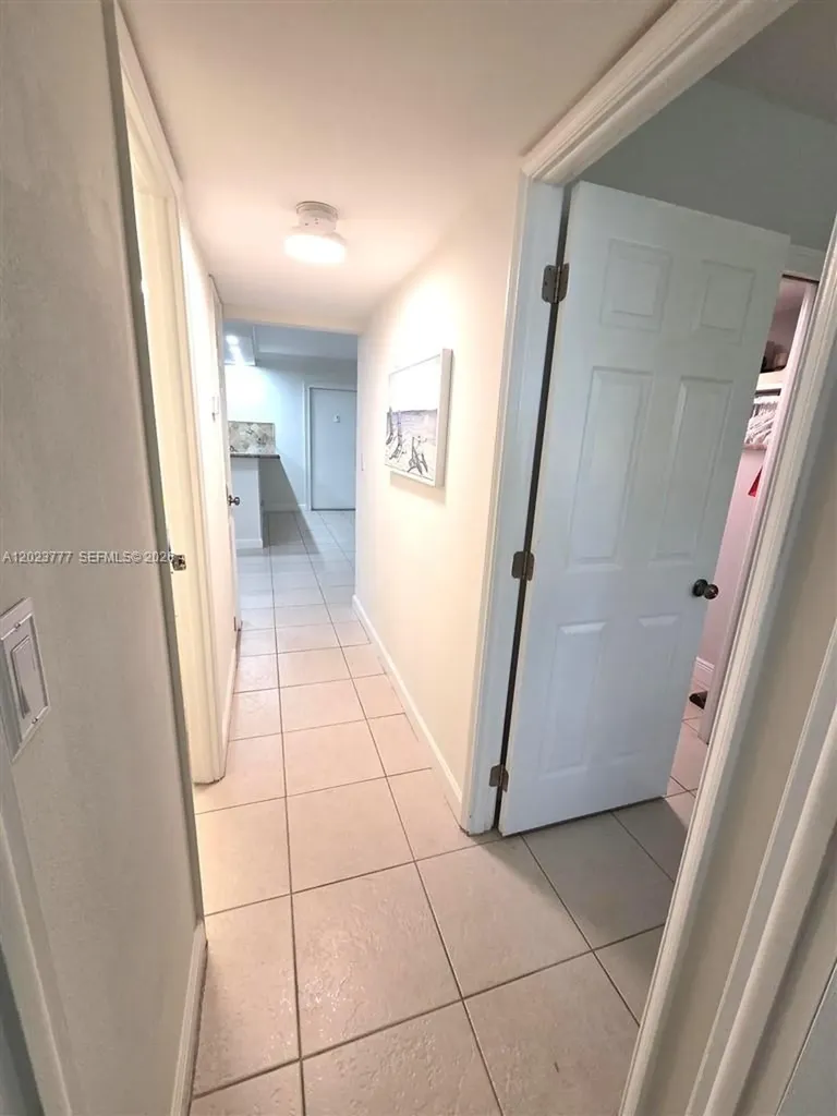 2400 NE 10th Street Pompano Beach FL 33062