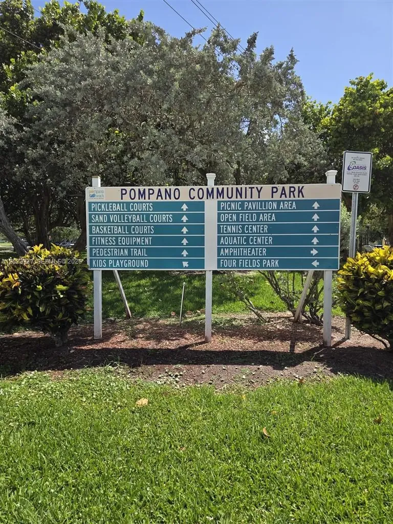 2400 NE 10th Street Pompano Beach FL 33062