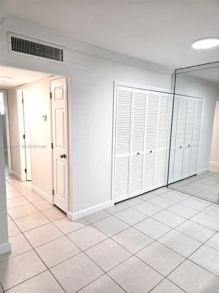 2400 NE 10th Street Pompano Beach FL 33062