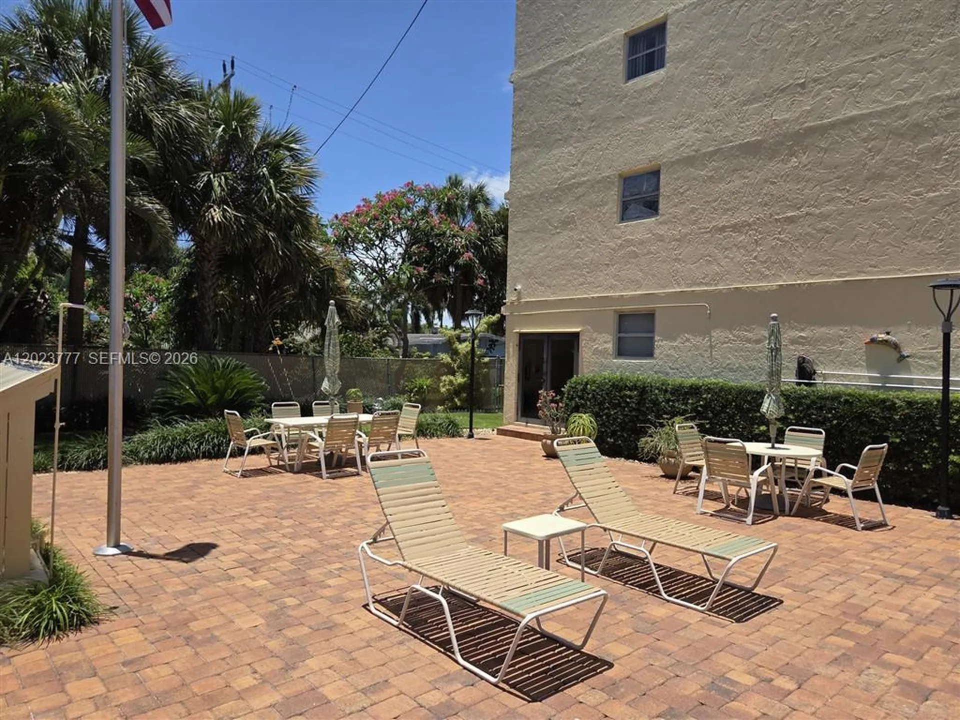 2400 NE 10th Street Pompano Beach FL 33062