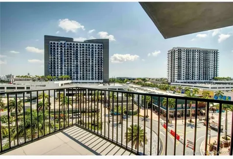 5300 Paseo Blvd Unit 401 Doral FL 33166