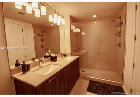 5300 Paseo Blvd Unit 401 Doral FL 33166