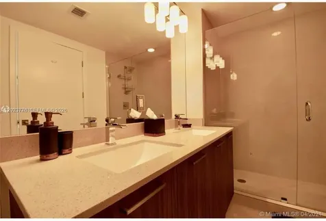 5300 Paseo Blvd Unit 401 Doral FL 33166