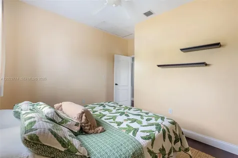 Key Largo FL 33037