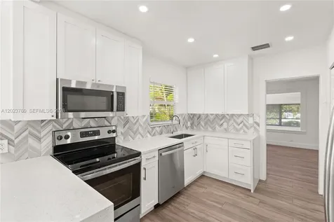 900 Tangier Street Coral Gables FL 33134