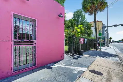 Turnkey Outdoor Beer Garden & Culinary Venue Miami FL 33138