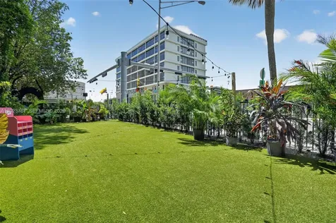 Turnkey Outdoor Beer Garden & Culinary Venue Miami FL 33138