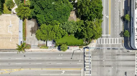 Turnkey Outdoor Beer Garden & Culinary Venue Miami FL 33138