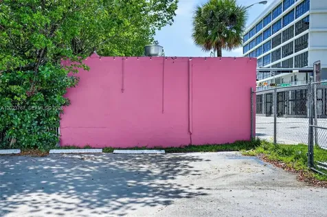 Turnkey Outdoor Beer Garden & Culinary Venue Miami FL 33138