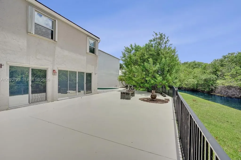 21461 Sawmill Court Boca Raton FL 33498