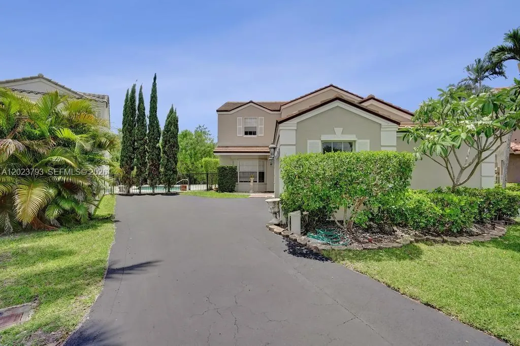 21461 Sawmill Court Boca Raton FL 33498