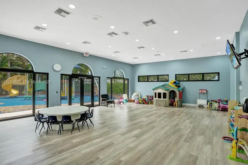 21461 Sawmill Court Boca Raton FL 33498