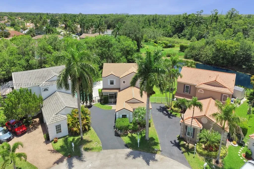 21461 Sawmill Court Boca Raton FL 33498