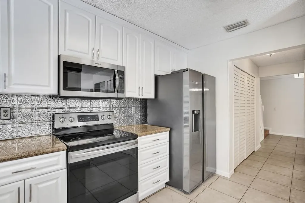 21461 Sawmill Court Boca Raton FL 33498