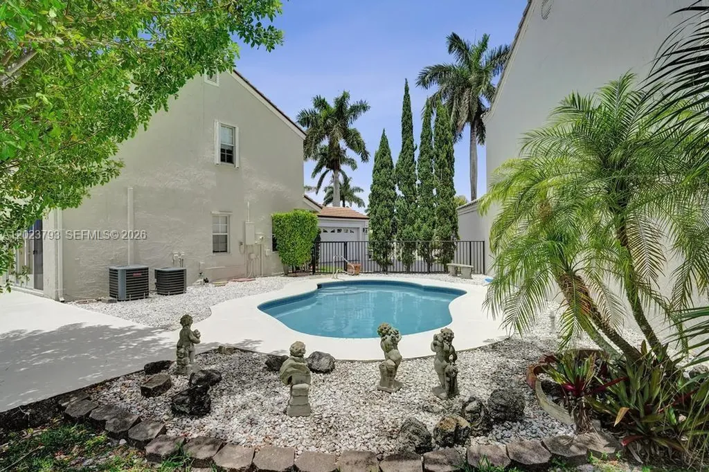 21461 Sawmill Court Boca Raton FL 33498