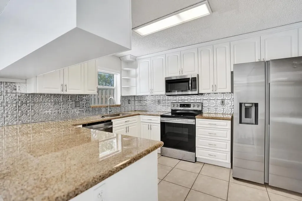 21461 Sawmill Court Boca Raton FL 33498