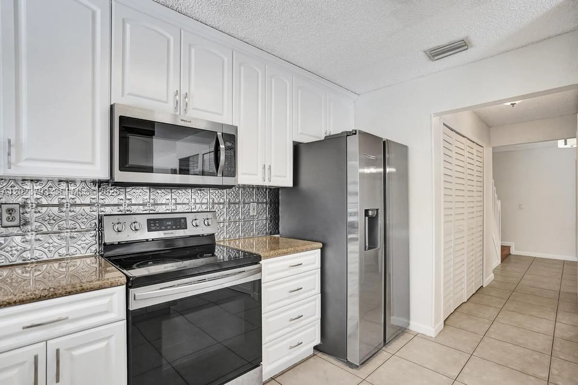 21461 Sawmill Court Boca Raton FL 33498