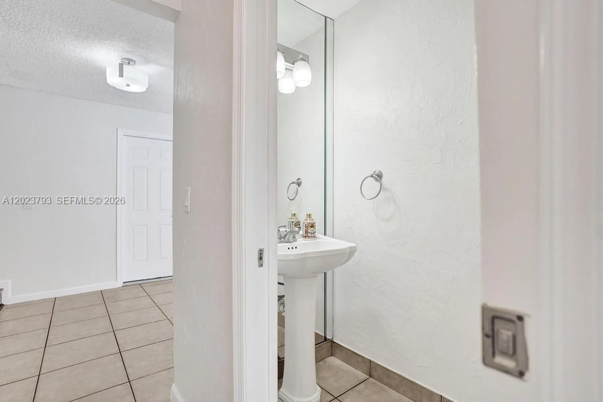 21461 Sawmill Court Boca Raton FL 33498