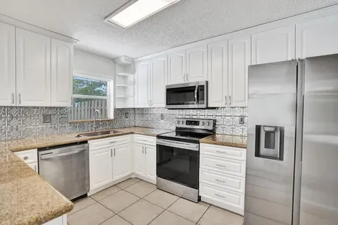 21461 Sawmill Court Boca Raton FL 33498