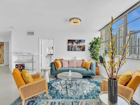 825 Brickell Bay Drive Miami FL 33131