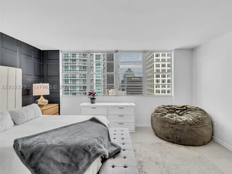 825 Brickell Bay Drive Miami FL 33131