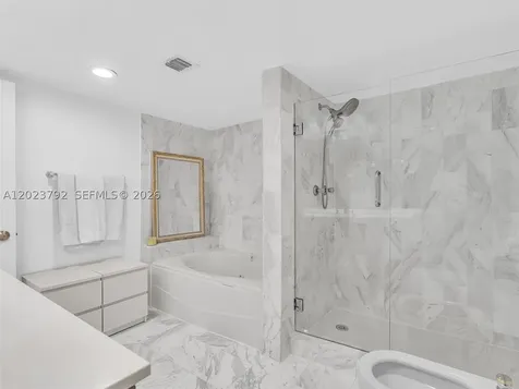 825 Brickell Bay Drive Miami FL 33131
