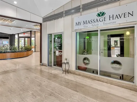 825 Brickell Bay Drive Miami FL 33131