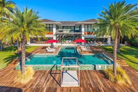 385 Centre Island Golden Beach FL 33160