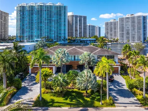 385 Centre Island Golden Beach FL 33160