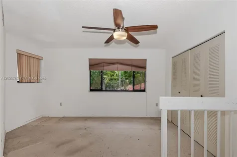15525 N Miami Lakeway N Miami Lakes FL 33014