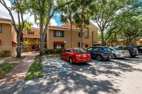 15525 N Miami Lakeway N Miami Lakes FL 33014