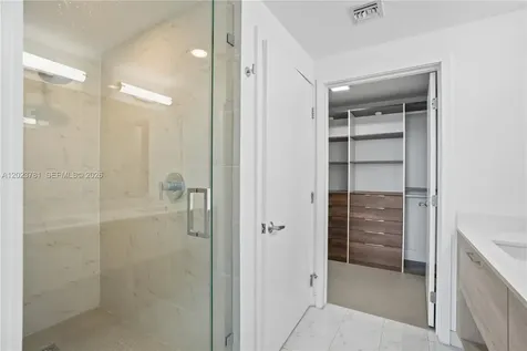 16385 Biscayne Boulevard North Miami Beach FL 33160